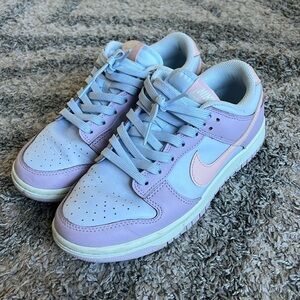 2022 Women’s Dunk Low ‘Easter’ Sneakers